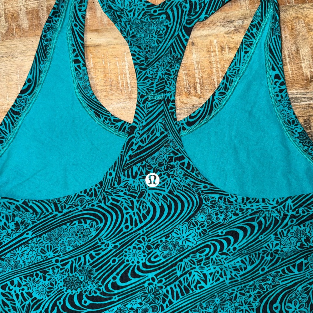 Lululemon Teal Patterned Tank Top